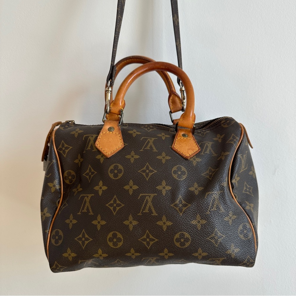 Louis Vuitton Authentic LV Monogram Speedy 25 Brown Handbag